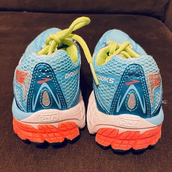 Excellent Brooks Ravenna 5 womens running shoes 7.5 US 38.5 EUR Medium Blue - Picture 4 of 9